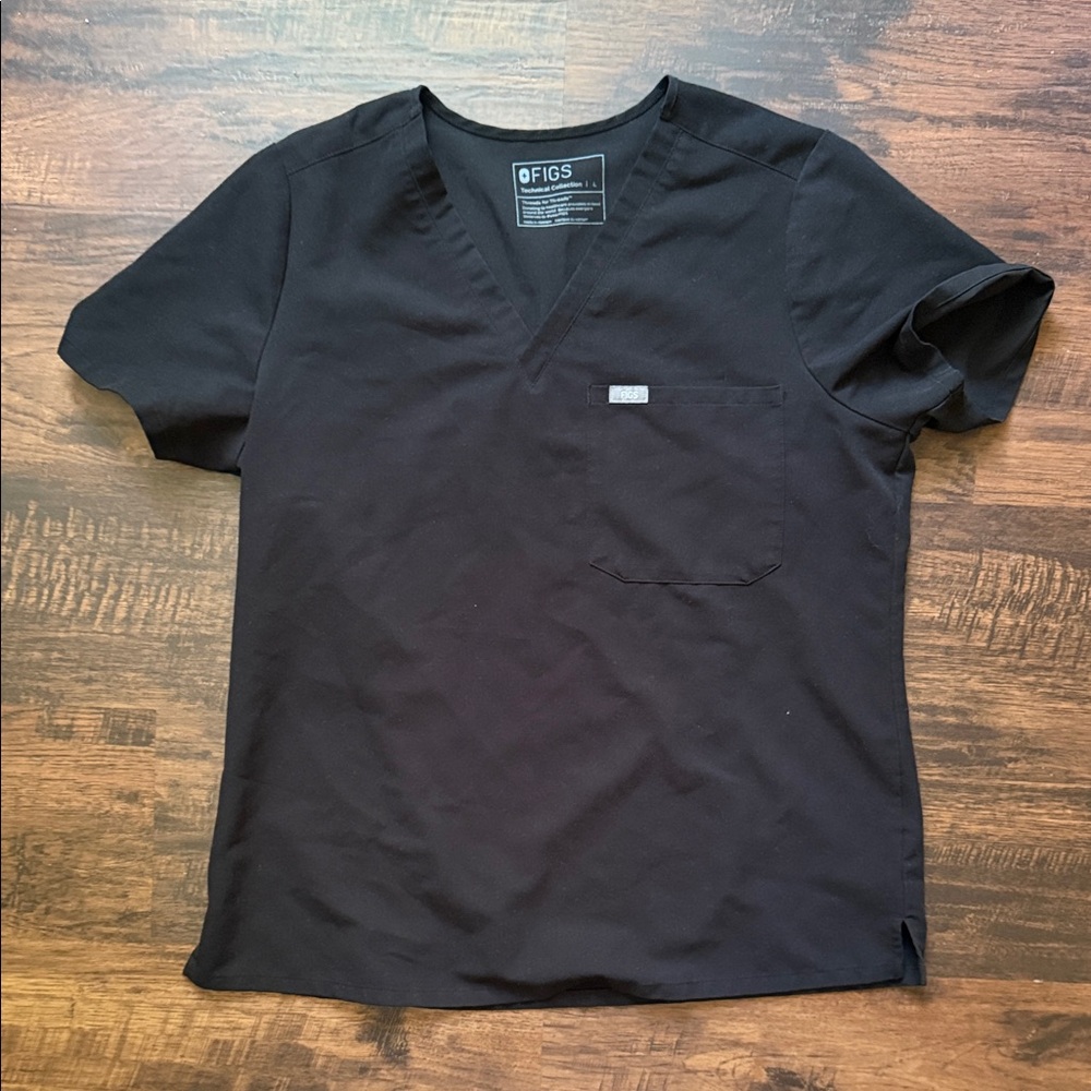FIGS Men’s Black V-Neck Scrub Top with Chest Pocket